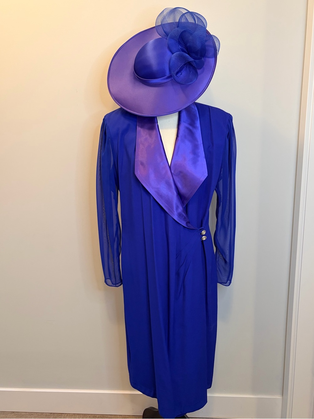 Vintage 80’s Dress & Hat set in purple blue. Sheer sleeves, fancy hat. Size 10